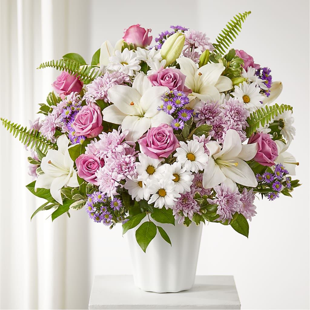 Warmest Thoughts Tabletop Basket – KLEIN'S FLORAL & GREENHOUSES INC, Madison WI