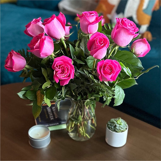 Long Stem Pink Rose Bouquet – KLEIN'S FLORAL & GREENHOUSES INC, Madison WI